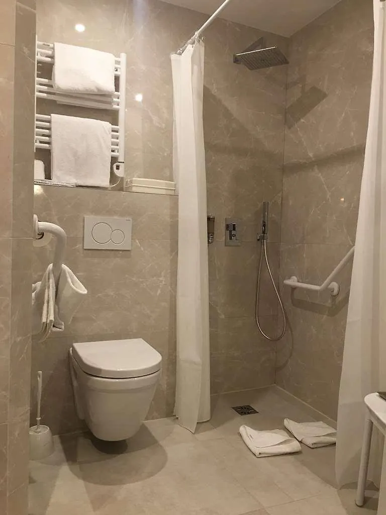 Hotel Louvre Sainte Anne Paris