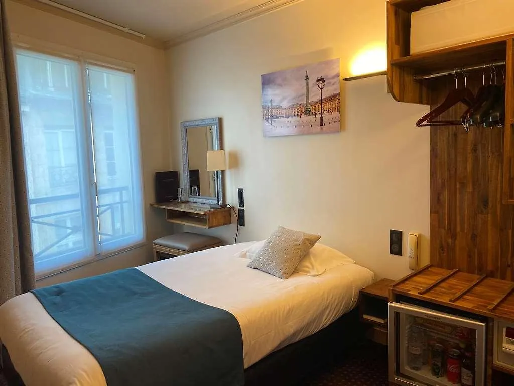 Hotel Louvre Sainte Anne París