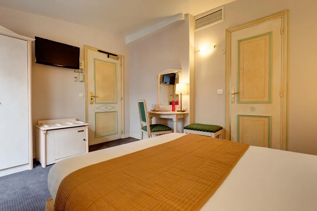Hotel Louvre Sainte Anne Párizs