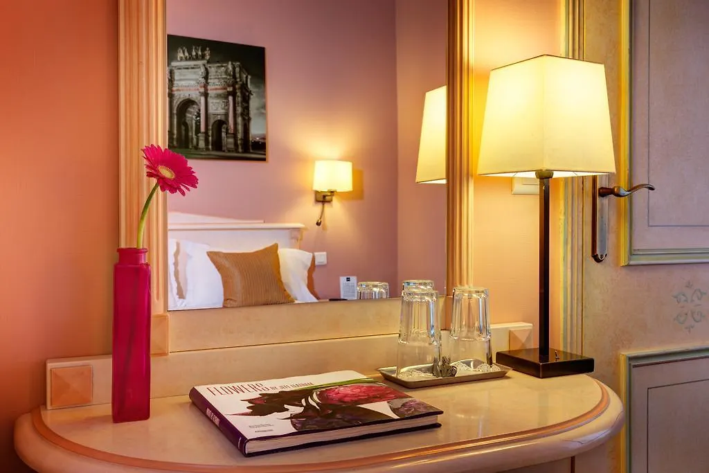 Hotel Louvre Sainte Anne Paris